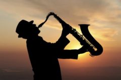 consejos para contratar saxofonistas