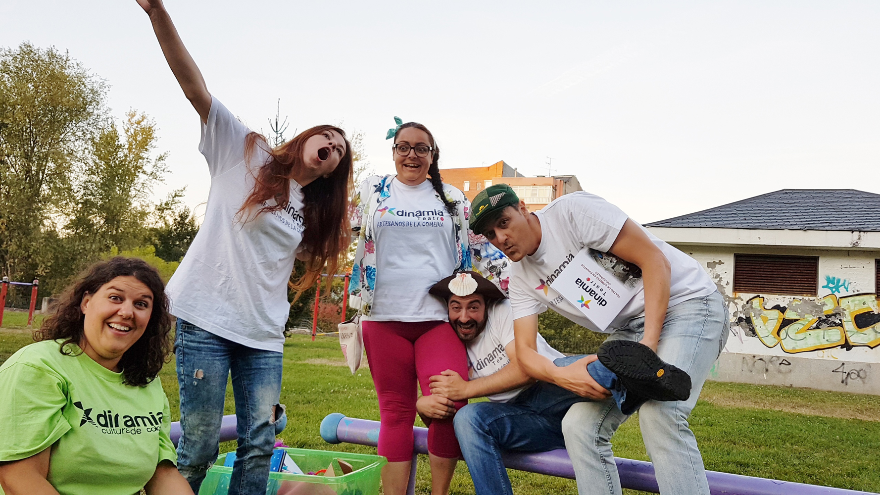 Conoce a Dinamia Teatro
