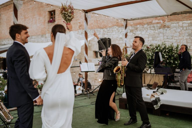 Hay un tipo de música adecuado para cada momento de la boda ¿cómo elegirlo? Consejos para elegir la música de tu boda