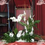 centro de decoracion de escenario dedicado a la musica flors ana