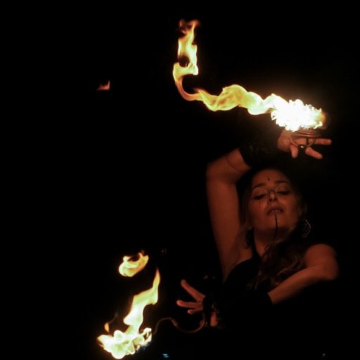 Ire Ishtär "La performance del Fuego experience"
