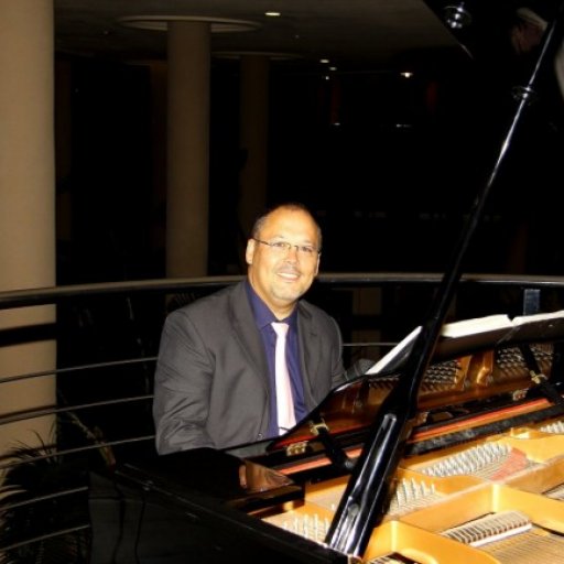 Ricardo González - Pianista