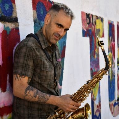 pepe burgos saxofonista live